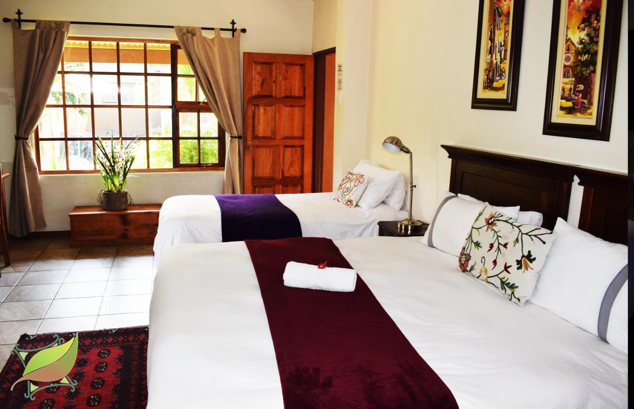 Greenleaf Guest Lodge Bloemfontein Esterno foto