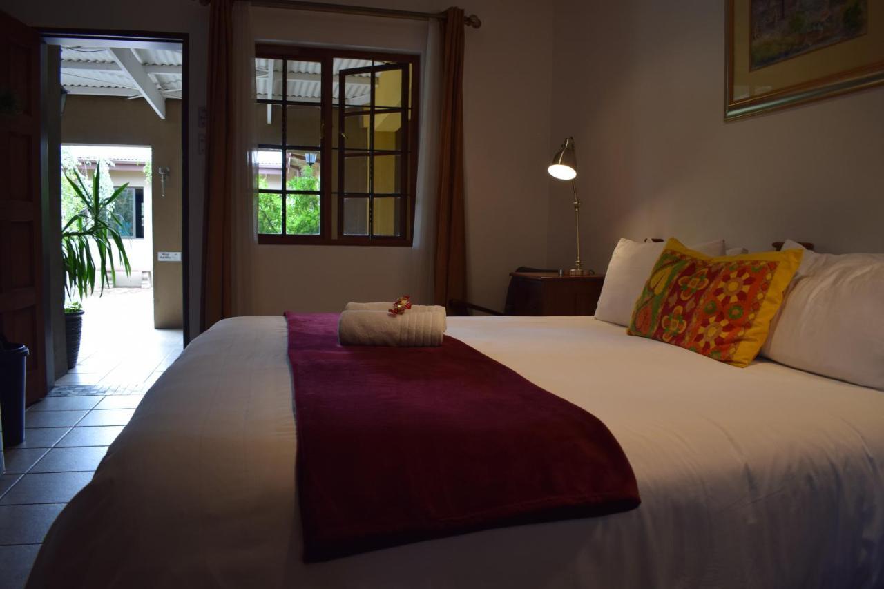 Greenleaf Guest Lodge Bloemfontein Esterno foto