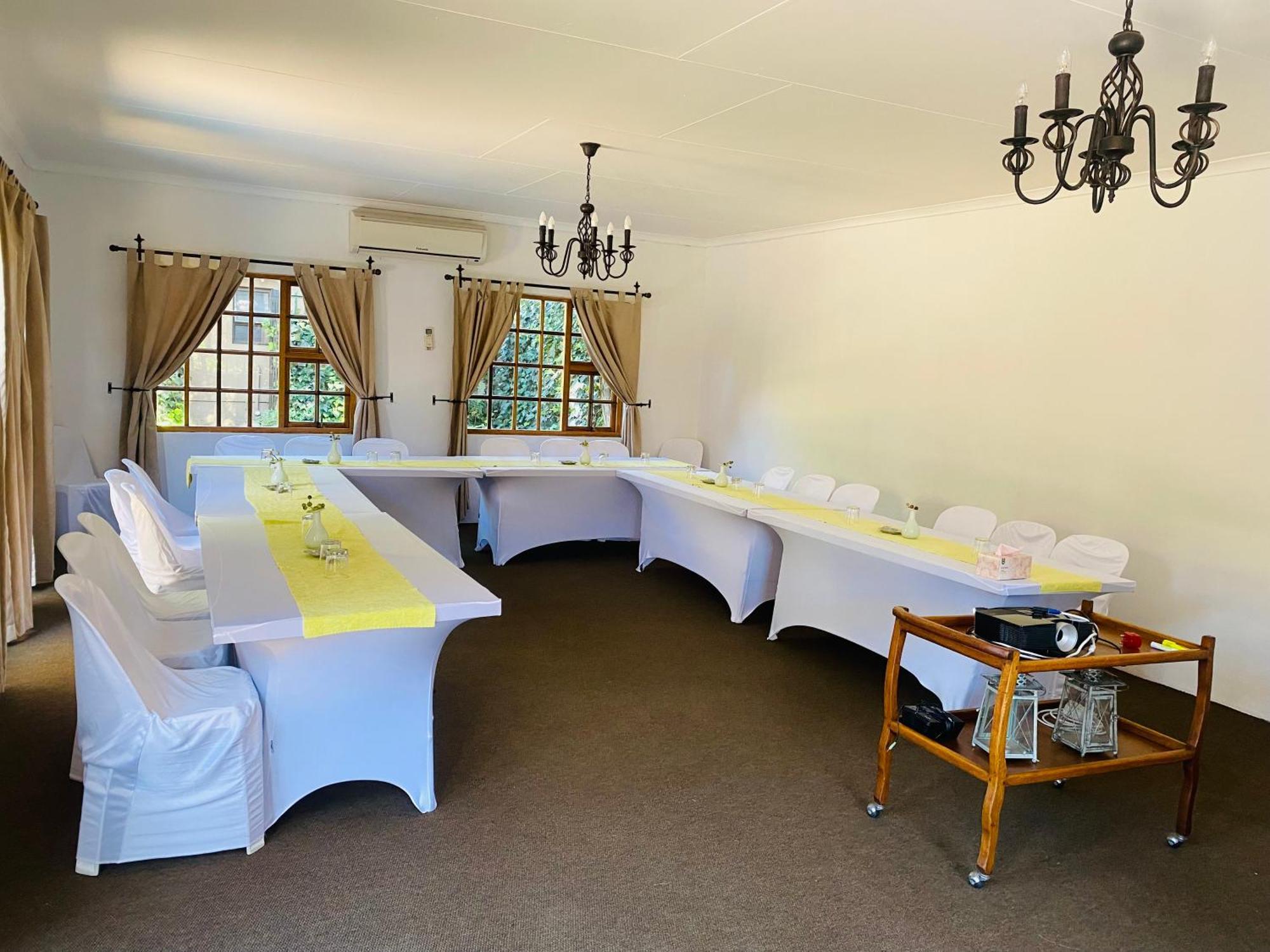 Greenleaf Guest Lodge Bloemfontein Esterno foto