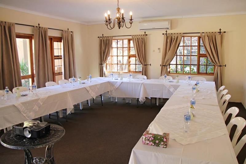 Greenleaf Guest Lodge Bloemfontein Esterno foto